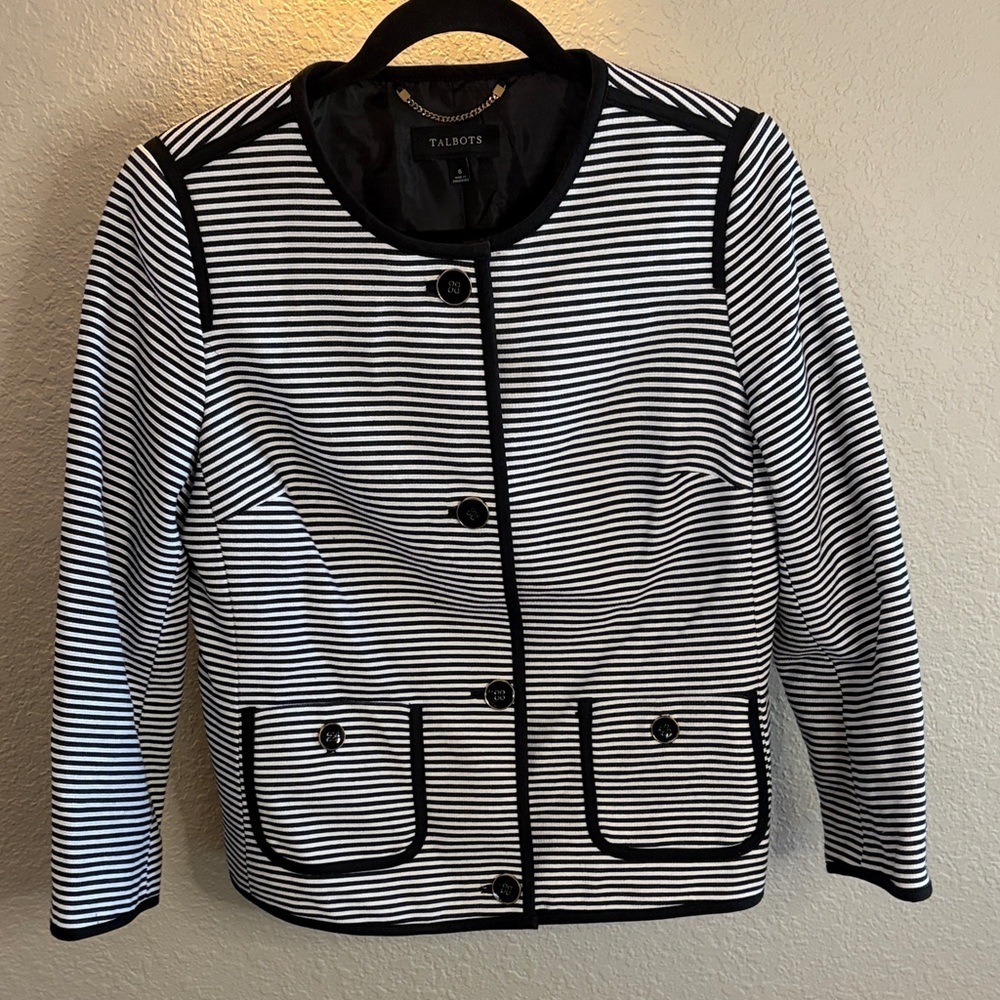 Talbots Women's Black and White Striped Blazer/ Size 6